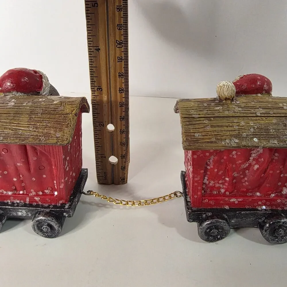 Christmas Mice Train Figurine 2-Piece Resin Holiday Tabletop Decor Red